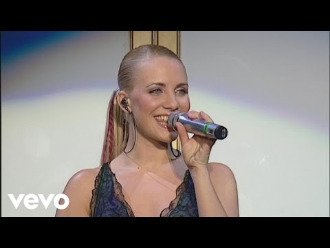 Steps - Hand On Your Heart (Live from M.E.N Arena - Gold Tour, 2001)