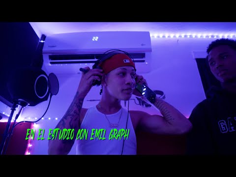 KEYVIEM X YOUNG CHILL X JAY R EN EL ESTUDIO CON EMIL GRAPH CREANDO BLOQUE REMIX