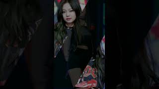 Download lagu Jennie 😄😍 jedak jeduk #shorts #jennieblackpink  #blackpink mp3