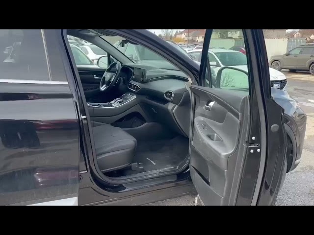 2022 Hyundai Santa Fe Preferred AWD | One Owner | Clean Carfa... in Cars & Trucks in London