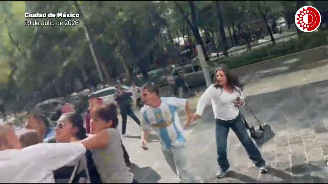 Aficionados argentinos provocan enfrentamiento en Reforma tras  derrota de la albiceleste