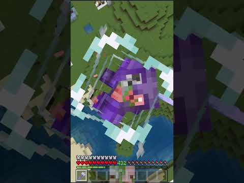 Riptide Tridents Are BROKEN In Minecraft Bedrock! MCPE #shorts