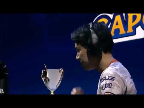 Capcom Cup 2017 SFV WF - MenaRD (Birdie) vs Tokido (Akuma)