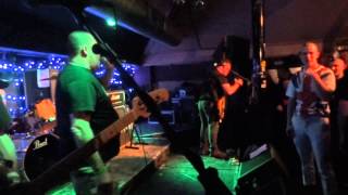 Peter And The Test Tube Babies - SPIRIT OF KEITH MOON / KEEP BRITAIN UNTIDY (Live)