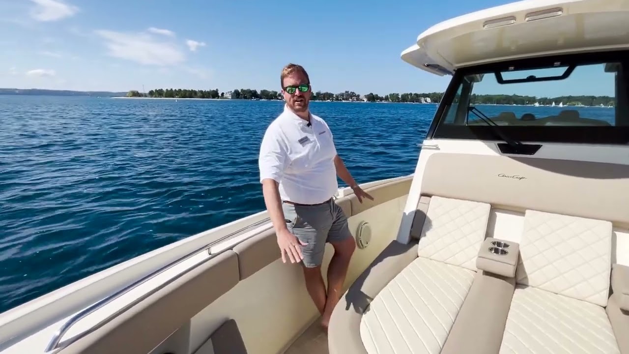 Walk Through | Chris Craft Catalina 30