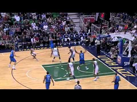 Jose Barea gives the alley-oop to Tyson Chandler for the strong throwdown