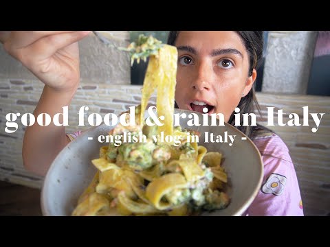 What we it on a rainy day in Italy - ENGLISH VLOG IN ITALY | Lexymoo