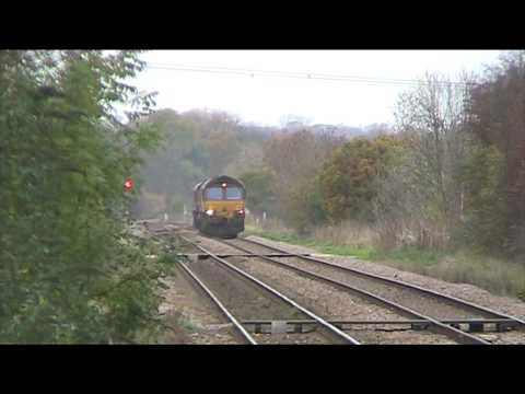 66013 & 66163 on 3S13 & 3S14 RHTT's at Habrough - 5th November 2010