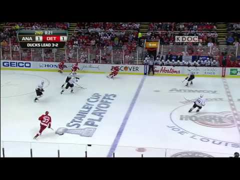 Kyle Palmieri lucky bounce off dman 1-1 goal May 10 2013 Anaheim Ducks vs Detroit Red Wings