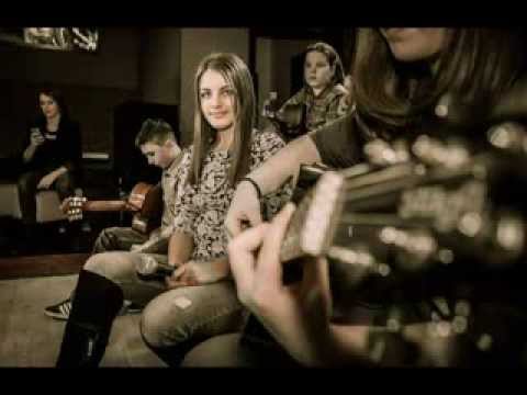 "Tebi majko misli lete" - Elma Hadžić