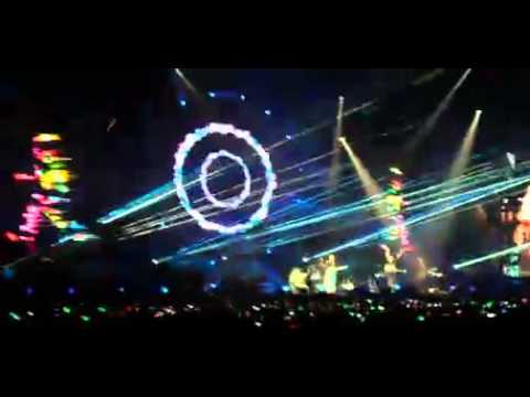 Intro-Mylo Xyloto-Hurts Like Heaven - Coldplay Live Torino 2012