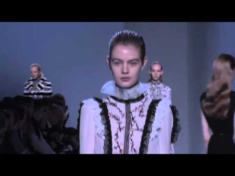 Giambattista Valli Fall Winter 2016 2017 Full Runway Fashion Show Collection