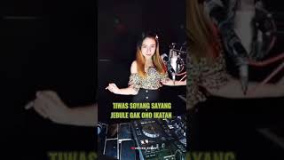 Download lagu STORY WA DJ RERE MONIQUE R2M || DIPANGGIL SAYANG TANPA IKATAN || LINSTERIA 30 DETIK mp3