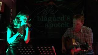 Duo Elan Vital   Cry me a river