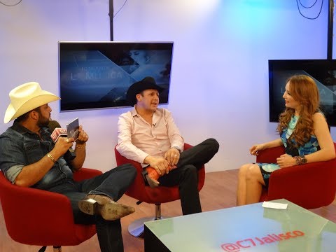 El gallo Elizalde y Jesus El Flaco Elizalde homenaje a Valentin Elizalde Karina Hernandez Laberinto