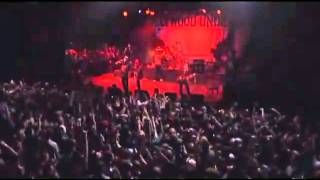 Hollywood Undead Sell Your Soul (Faking the Folk Interlude) live (uncensored)