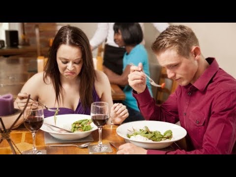 Twitter Asked People For "Signs Of A Bad Restaurant" And The Responses Were Great