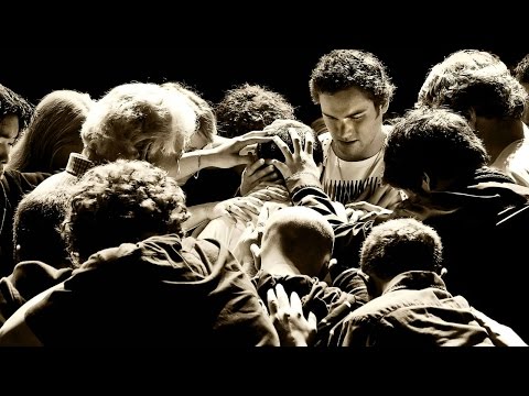 Click to Watch the Eminem speaks about his experience with abortion video