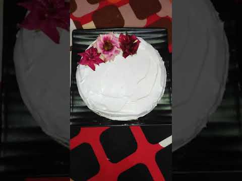 Frosting cake by me #shorts