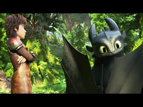 Hipo le crea una prótesis para la cola de Chimuelo | Como entrenar a tu dragón 3 (LATINO)