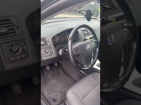 фото volvo v50 i рестайлинг 0