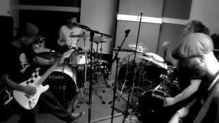Yelling in My Ear by Operation Ivy, performed by FANT + Quarter Wolf, first rehearsal at Øveriet