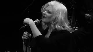 &#39;CAUSE CHEAP IS HOW I FEEL cowboy junkies live@Paard 19-11-2018