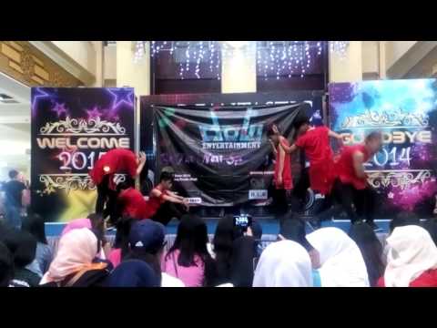 UNEXPECT (INFINITE Dance Cover) - Intro + Destiny + Back Mixing @Bandung Trade Mall (BTM)