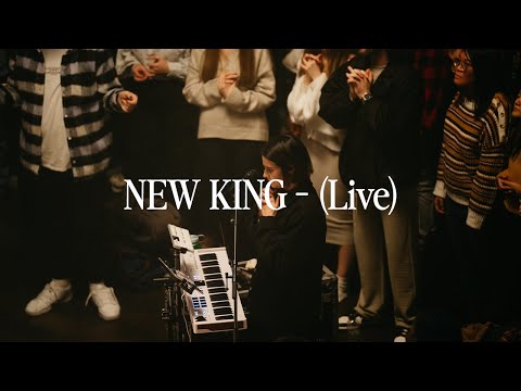 NEW KING - Live
