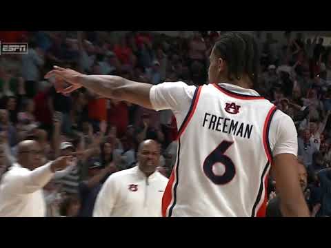 Auburn's Elyjah Freeman throws down MASSIVE dunk on Houston