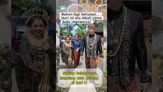 Download lagu Resmi Dinikahi Bule, Pengantin Ini Joget Sampai Senyum-senyum #short #trending #viral  #fyp mp3