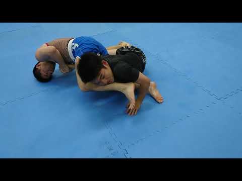 広島市西区観音 空手 大人 寝技❗