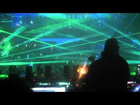 Carl Cox playing Kaiserdisco "State To State" at Space Ibiza 2012