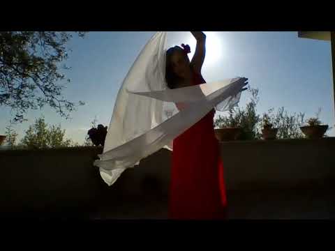 Improvvisazione Danza con Velo