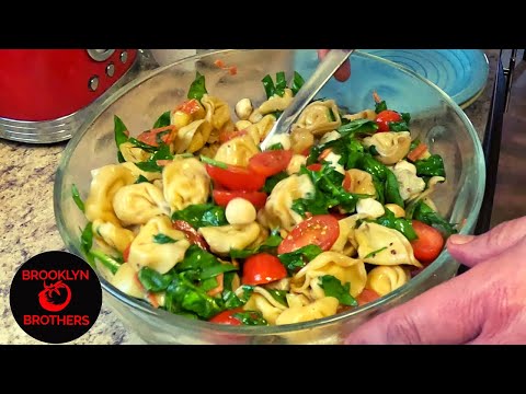 Tortellini Pasta Salad with a Sweet and Spicy Twist