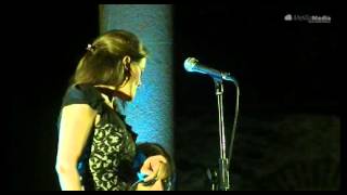 Mónica Molina "Entre tus ojos y los mios" (Directo en Melilla, mayo 2012)