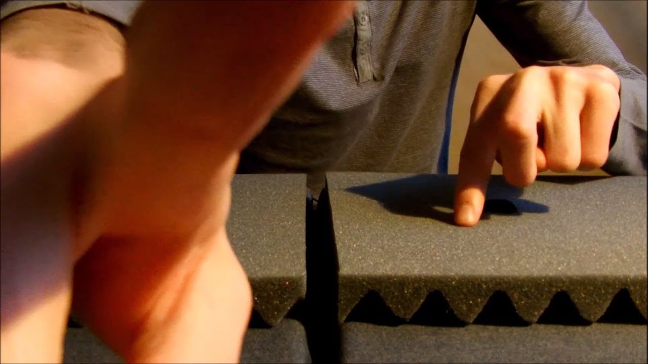 ASMR Touching & scratching the microphones/brushing