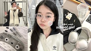 PINTEREST-SCHOOL GIRL📃🖇️: Busy campus days, Cute winter outfits, exam week, etc.