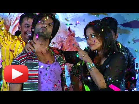 Mat Maari Song ft.Shahid Kapoor Sonakshi Sinha - R...Rajkumar