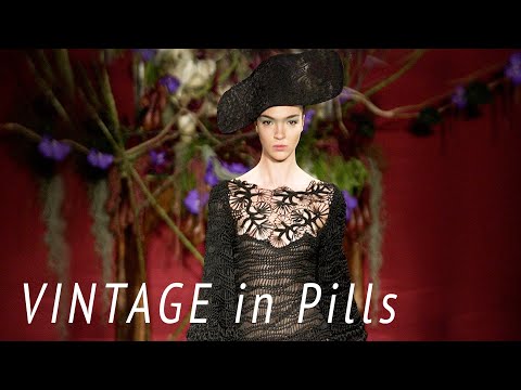 Vintage in Pills GIVENCHY Fall 2003 Couture Paris - Fashion Channel