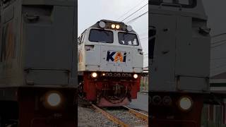 Download lagu KERETA API KETEL PERTAMINA #keretaapi #keretaapiindonesia #kai #railway mp3