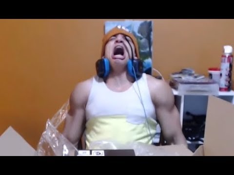 TYLER1 UNBOXING