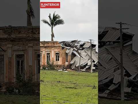 Prédios que guardaram histórias inteiras estão desaparecendo no interior do estado do Rio.