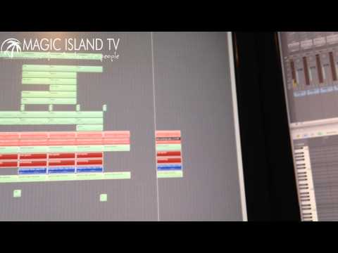 Roger Shah Showing How to Layer a Theme (Special for Magic Island TV)