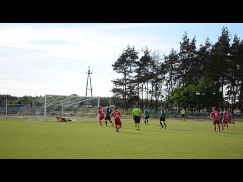 Kujawianka Izbica - Gopło Kruszwica 4:2. Nie wykorzystany rzut karny przez Mateusza Jędrzejewskiego.