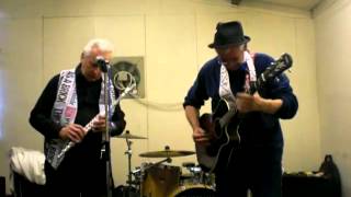 circular breathing duo.MOV