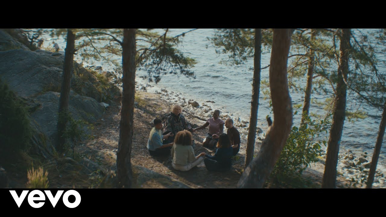 Ina Wroldsen — Haloes