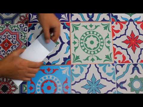 MONEY by Nahuel Olivera