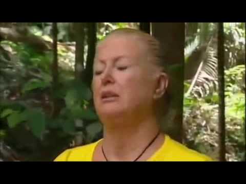 Kim Woodburn Eats a Kangaroo Testicle - I'm a celebrity 21/11/09 - Day 6