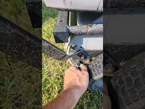 Sweeping Grass Clippings Like the Pros Do with the TORO TIME CUTTER and Ohio Steel Lawn Sweeper!